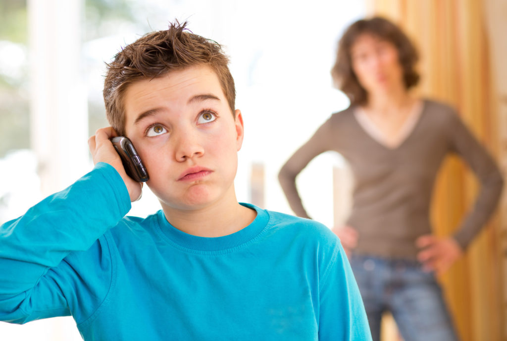 Adolescence : confrontation avec les parents